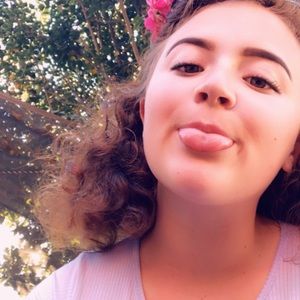 Meet your Posher, Jacquelyn